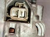 Second-hand alternator spare part for Kia Carnival II (GQ) 2.9 CRDi OEM IAM reference 373004X003 373004X003