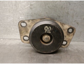 Replacement engine mount for SsangYong Rexton (Y400, Y450) 2.2 XDi 4WD (POE) OEM IAM reference 672960 