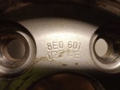 Recambio de llanta para audi a4 b6 (8e2) 2.0 referencia OEM IAM 8E0601025AE R167JX16H2ET42 
