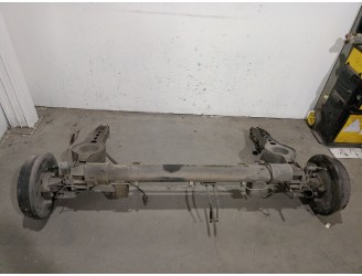 Recambio de puente trasero para kia carnival ii (gq) 2.9 crdi referencia OEM IAM K53B26020E K53B26020E 