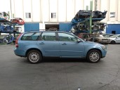 volvo v50 (545) from year 2004