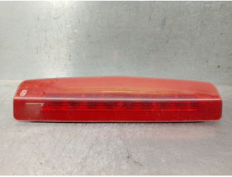 Recambio de luz central de freno para opel zafira / zafira family b (a05) 1.7 cdti (m75) referencia OEM IAM 13252463 1222774 