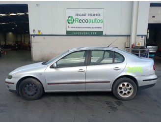 seat toledo ii (1m2) del año 2001