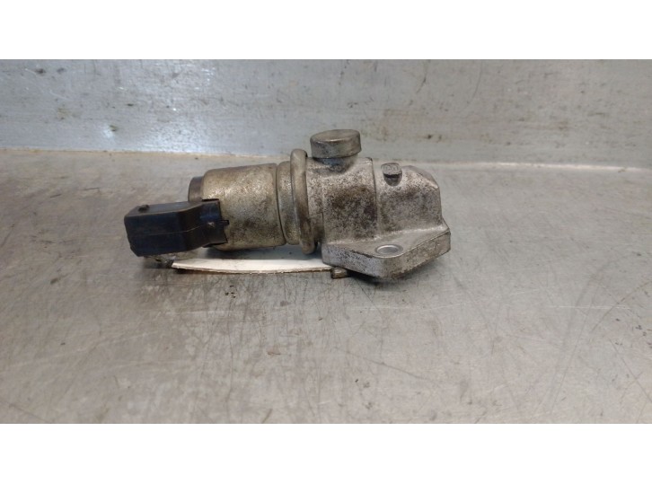 Second-hand idle control valve replacement for Ford Ka (RB_) 1.3 I OEM IAM reference 95BF9F715AC 1063996