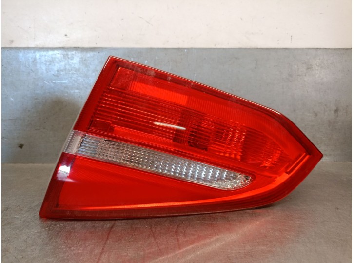 Second-hand rear tailgate right light replacement for Ford Focus III Turnier 1.0 EcoBoost OEM IAM reference F1EB13A602CA 1868297