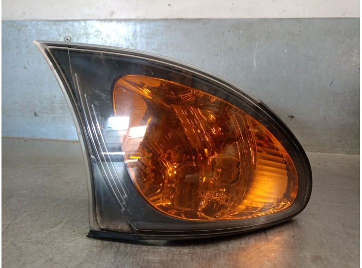 Replacement front right light for BMW 3 (E46) 320 D OEM IAM reference 6910980 63137165848 