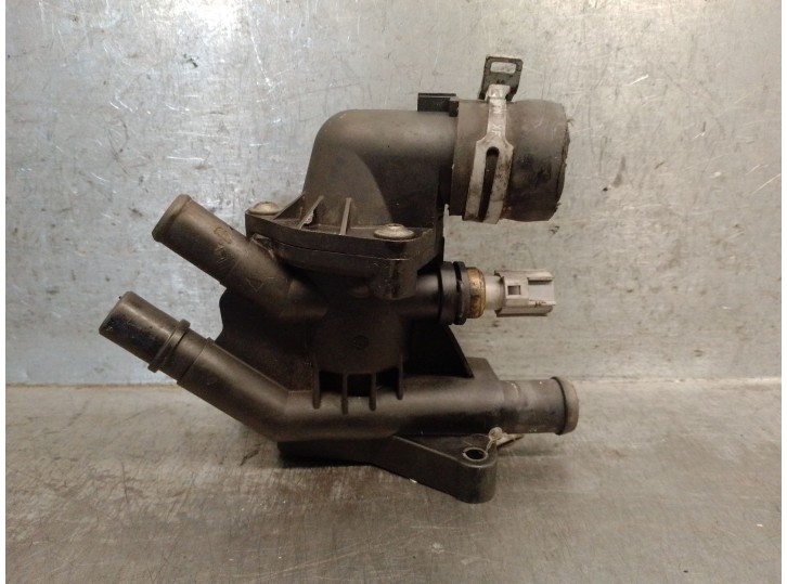 Recambio de termostato para ford focus iii turnier 1.0 ecoboost referencia OEM IAM CM5G9K478GA 1872633 