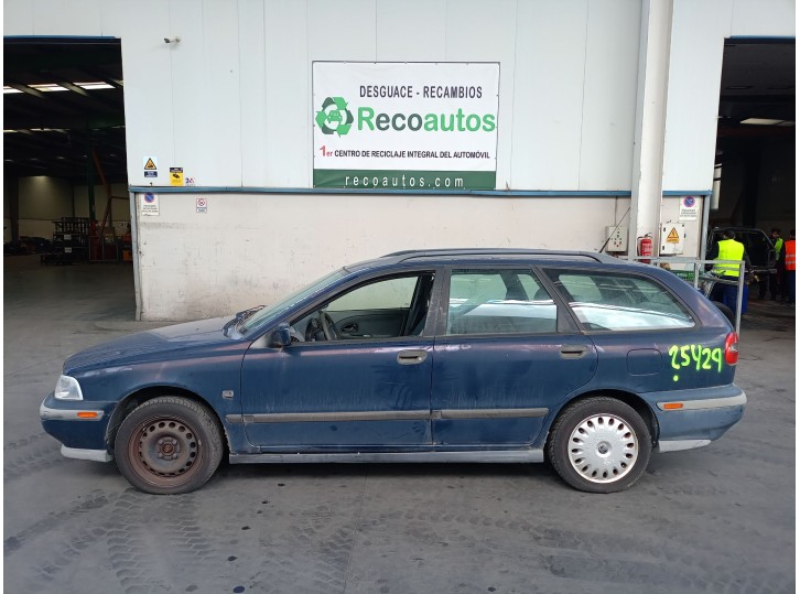 volvo v40 station wagon (645) del año 2000
