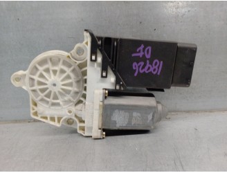 Recambio de motor elevalunas delantero izquierdo para volkswagen golf iv berlina (1j1) 1.6 16v referencia OEM IAM 9776101430 29 