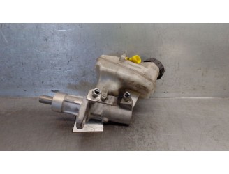 Replacement brake master cylinder for Chevrolet Cruze (J300) 2.0 CDI OEM IAM reference 06933380181 13286452 