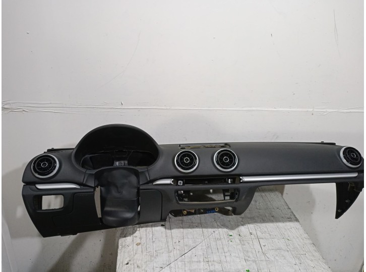 Recambio de salpicadero para audi a3 limousine (8vs, 8vm) 1.6 tdi referencia OEM IAM 8V1857001H 8V1857001H 
