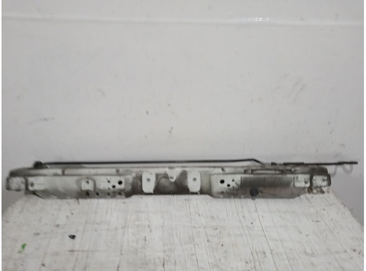 Recambio de panel frontal para chevrolet cruze (j300) 2.0 cdi referencia OEM IAM 95925418 95925418 