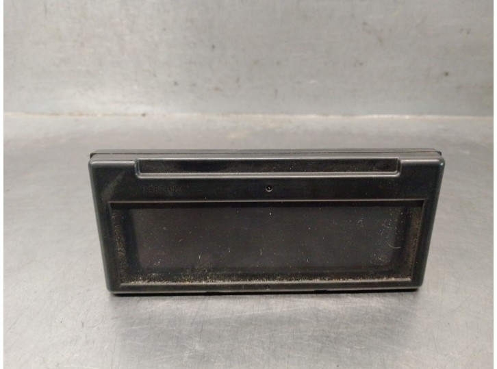 Recambio de pantalla multifuncion para volvo v50 (545) 2.4 referencia OEM IAM 8696495 36001467 
