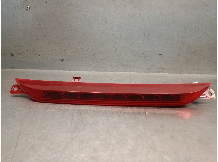 Recambio de luz central de freno para hyundai i10 iii (ac3, ai3) 1.0 mpi referencia OEM IAM 92700K7000 