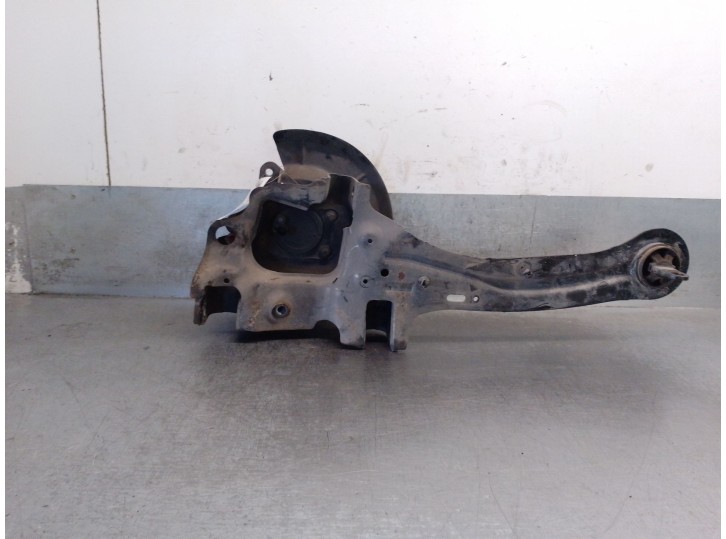Replacement rear left steering knuckle for Ford Focus III Turnier 1.5 TDCi OEM IAM reference BV615A969CC 1780077 