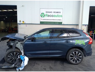 volvo xc60 ii (246) del año 2025