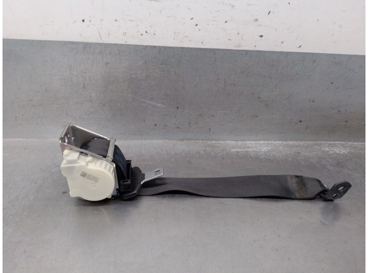 Recambio de cinturon seguridad trasero izquierdo para ford focus iii turnier 1.5 tdci referencia OEM IAM BM51611B68AH3JA6 191315