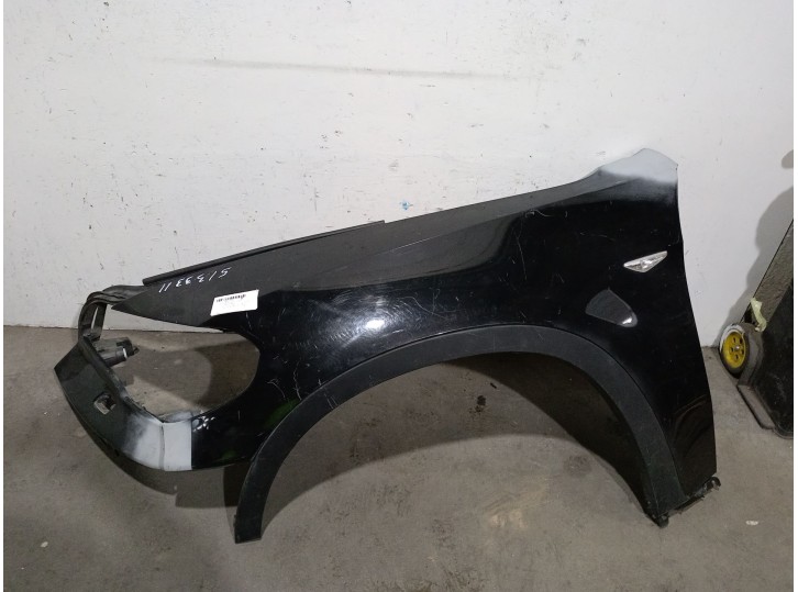 Recambio de aleta delantera izquierda para bmw x5 (e70) xdrive 30 d referencia OEM IAM 51657222995 NEGRA 