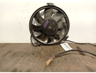 Replacement electric cooling fan for Volkswagen Passat B5 (3B2) 1.9 TDI OEM IAM reference 8D0959455L 