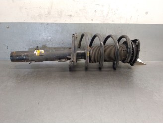 Replacement front left shock absorber for Ford Focus III Turnier 1.5 TDCi OEM IAM reference BV6118K001YBA 2317526 