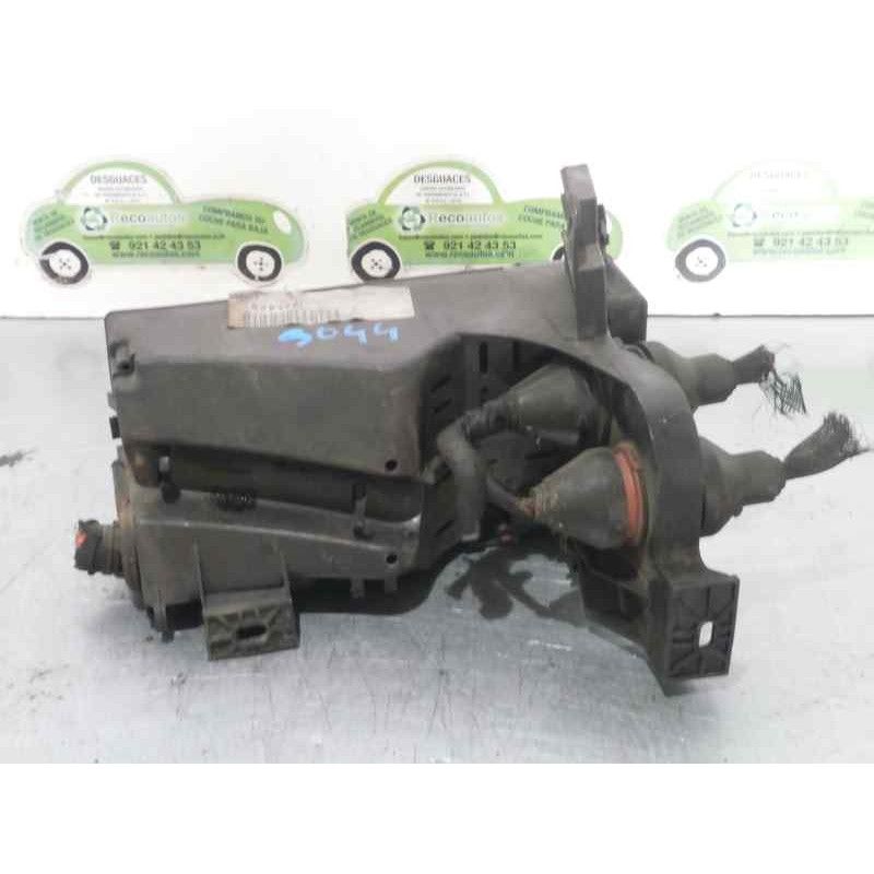 Recambio de caja reles / fusibles para citroen jumpy 1.9 turbodiesel referencia OEM IAM 1483917080 5527D9X23 