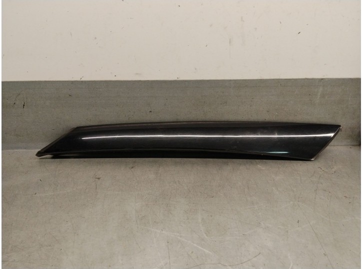 Recambio de molduras delanteras para skoda fabia ii combi (545) 1.4 tdi referencia OEM IAM 5J6853264A 5J6853264A 