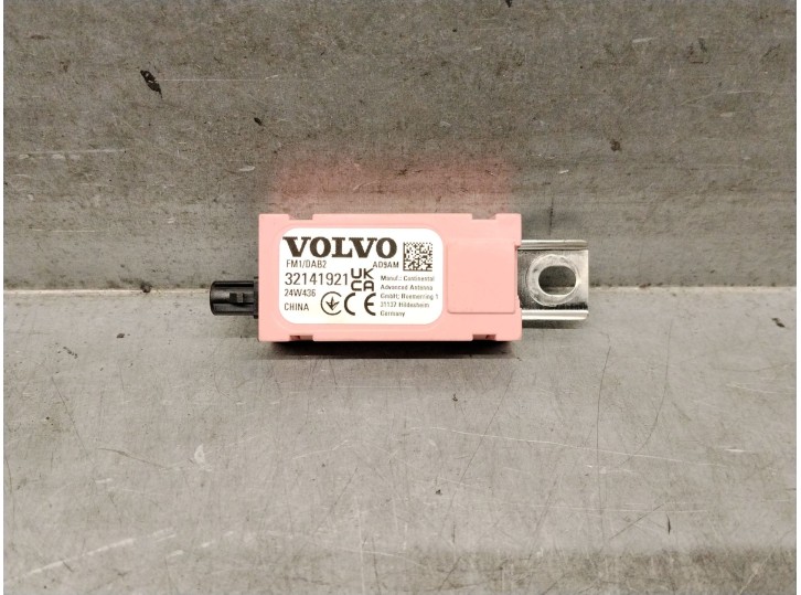 Recambio de antena para volvo xc60 ii (246) b5 mild-hybrid awd referencia OEM IAM 32141921 