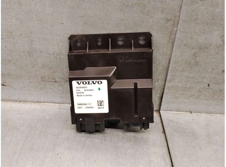 Replacement electronic module for Volvo XC60 II (246) B5 Mild-Hybrid AWD OEM IAM reference 32384825 
