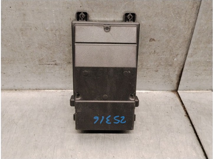 Recambio de modulo electronico para volvo xc60 ii (246) b5 mild-hybrid awd referencia OEM IAM 32410190 