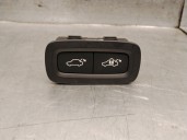 Replacement switch for Volvo XC60 II (246) B5 mild-hybrid AWD OEM IAM reference 31674801 