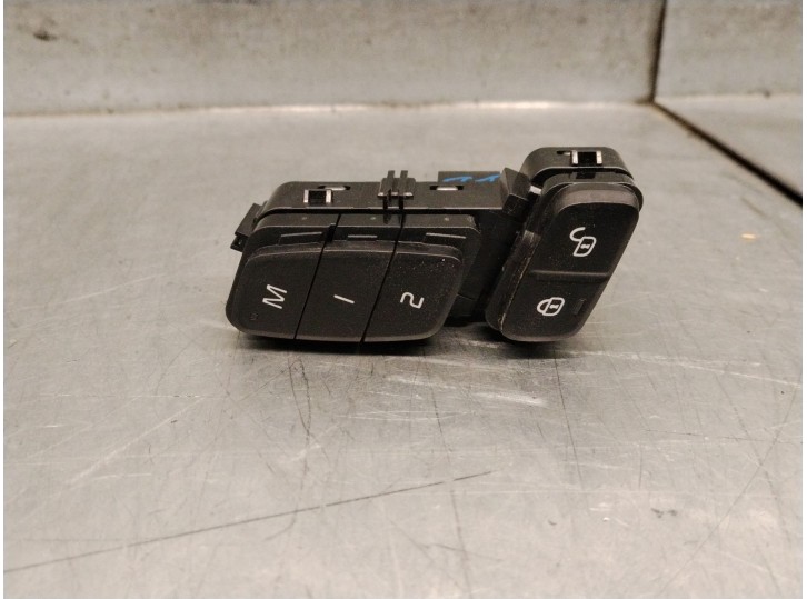Replacement switch for Volvo XC60 II (246) B5 Mild-Hybrid OEM IAM reference 31489631 31489631