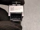 Replacement rear left window lift switch for Volvo XC60 II (246) B5 mild-hybrid AWD OEM IAM reference 31433408 31433408 