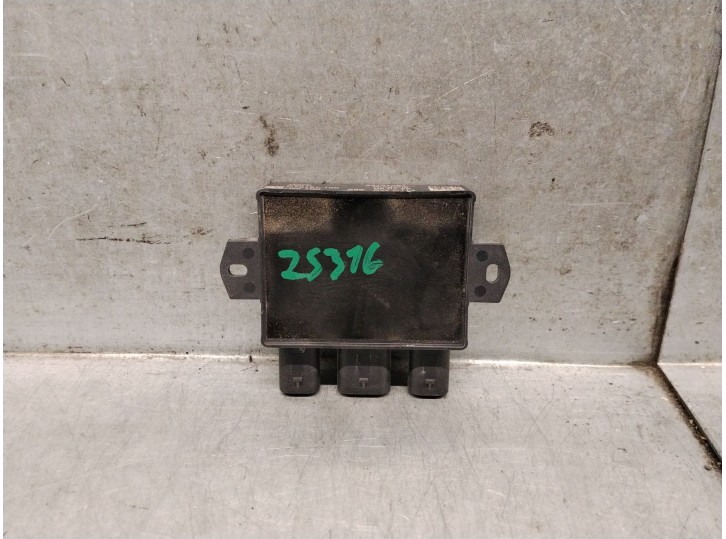 Replacement electronic module for Volvo XC60 II (246) B5 mild-hybrid AWD OEM IAM reference 32137251 