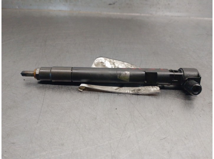 Recambio de inyector para chevrolet cruze (j300) 2.0 cdi referencia OEM IAM 25183185 3337CE24R61