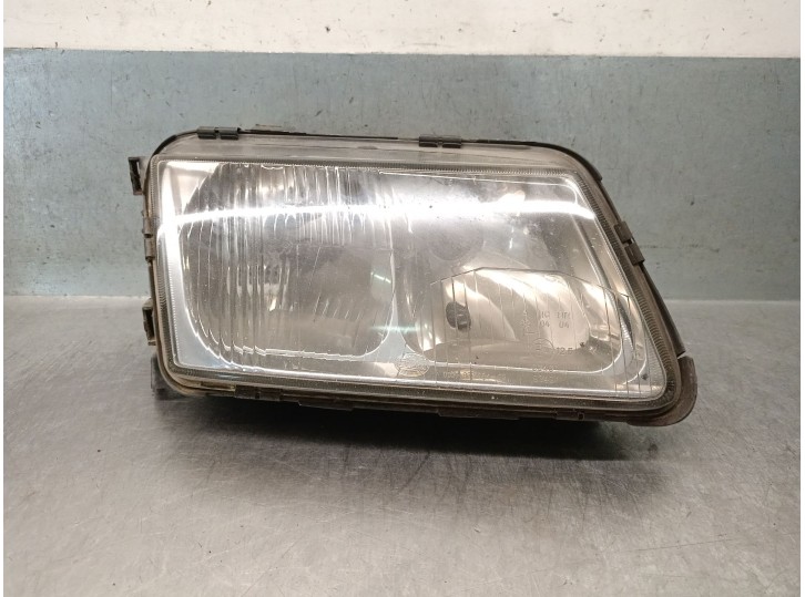 Recambio de faro derecho para audi a3 (8l1) 1.9 tdi referencia OEM IAM 8L0941030 8L0941030 96350600
