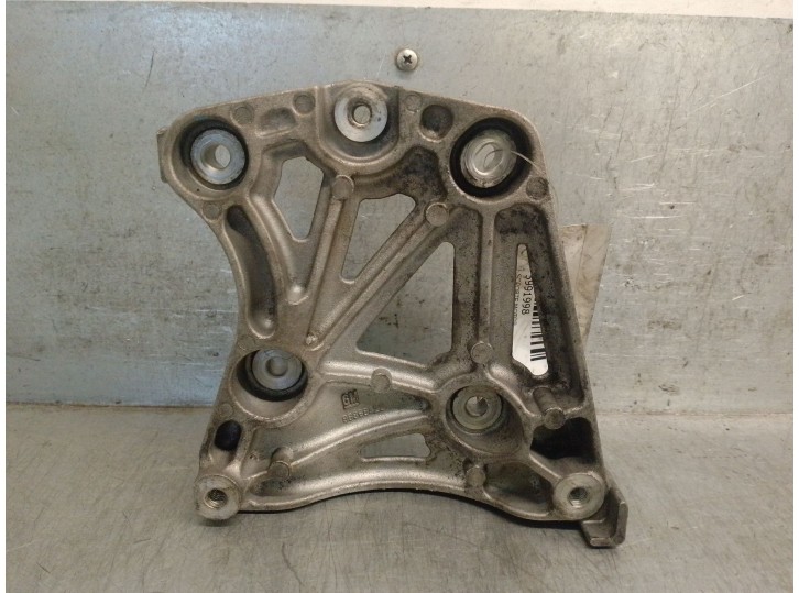 Recambio de soporte motor para chevrolet cruze (j300) 2.0 cdi referencia OEM IAM 96868422 96868422 