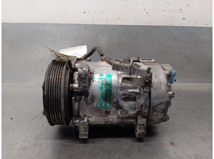 Replacement air conditioning compressor for Citroën C8 (EA_, EB_) 2.2 HDi OEM IAM reference 6453JN SD7V16