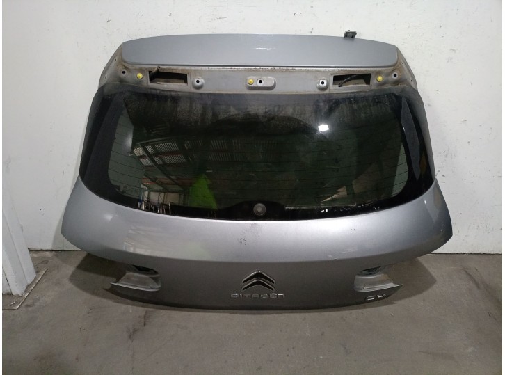 Replacement tailgate for Citroën C4 Cactus 1.2 THP 110 OEM IAM reference 9821273280 9821273280 