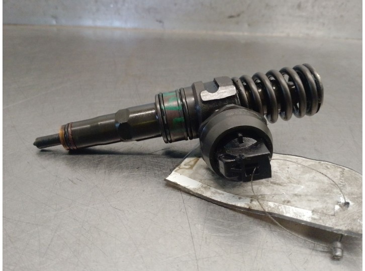 Recambio de inyector para audi a3 (8p1) 1.9 tdi referencia OEM IAM 038130073AG 0414720215