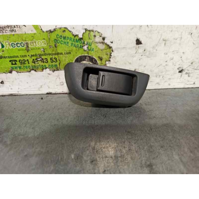 Recambio de mando elevalunas delantero derecho para toyota aygo (kgb/wnb) 1.0 cat referencia OEM IAM 846100HC1GA  