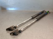 Replacement boot / tailgate struts for Toyota Corolla Liftback (_E11_) 1.6 (AE111_) OEM IAM reference 6895080054 689