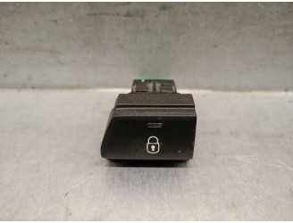 Replacement switch for Toyota Proace van (MDZ_) 1.5 D4D (MDZ8) OEM IAM reference 9809138677 SU001B3124 