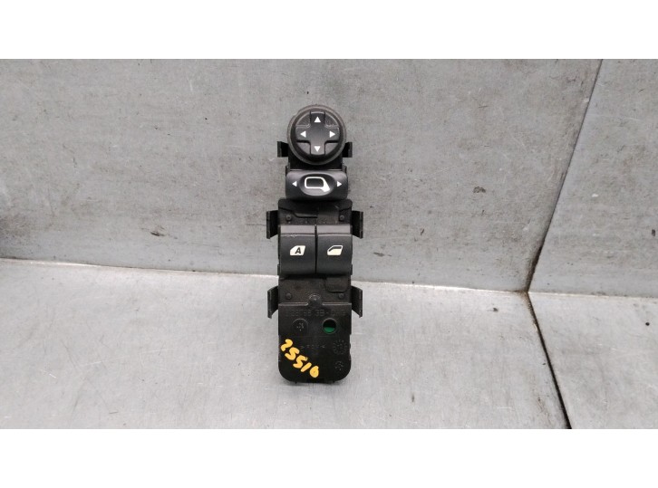 Replacement front left window regulator switch for Peugeot 207/207+ (WA_, WC_) 1.4 OEM IAM reference 96548591XT 