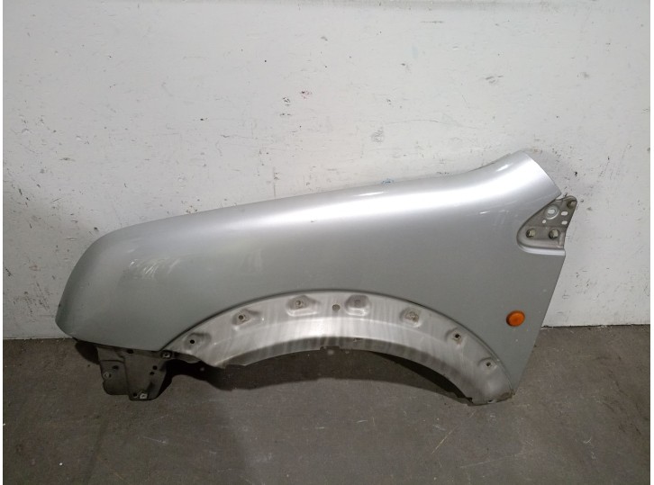Recambio de aleta delantera izquierda para ford tourneo connect 1.8 tdci referencia OEM IAM 5131152 5131152 
