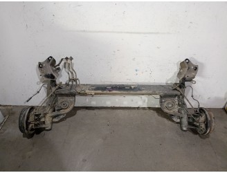 Recambio de puente trasero para renault clio iv (bh_) 1.2 16v referencia OEM IAM 555116074R 555116074R 