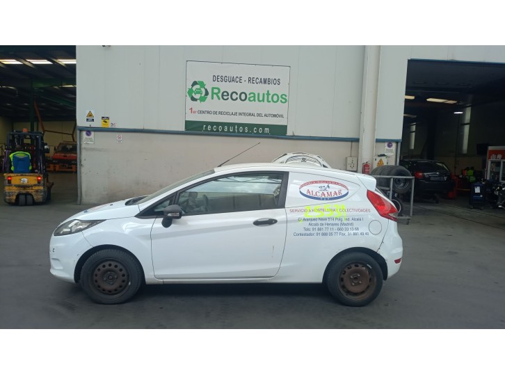 ford fiesta vi van del año 2010