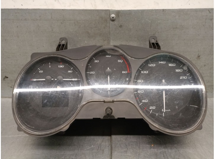Replacement instrument cluster for Seat Leon (1P1) 1.9 TDI OEM IAM reference 1P0920810F 1P0920810FX 