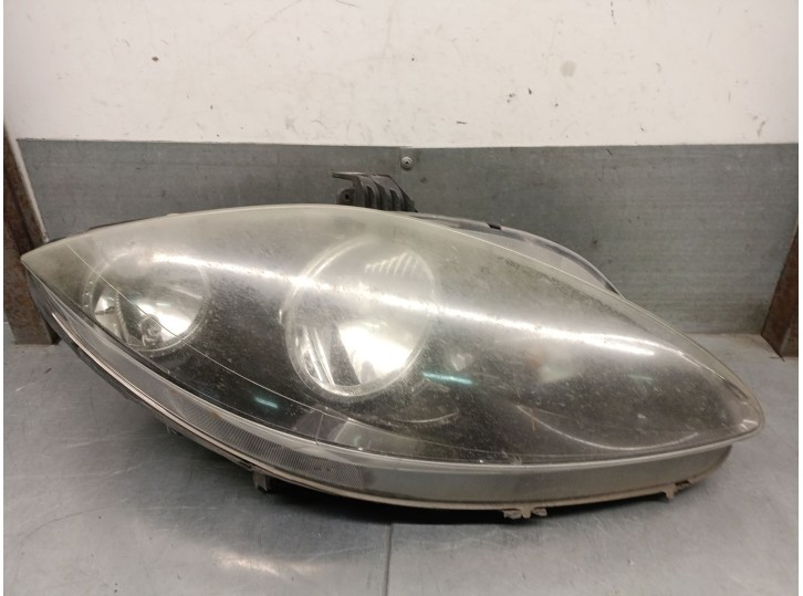 Recambio de faro derecho para seat leon (1p1) 1.9 tdi referencia OEM IAM 5P1941006D 5P1941006D 89315801