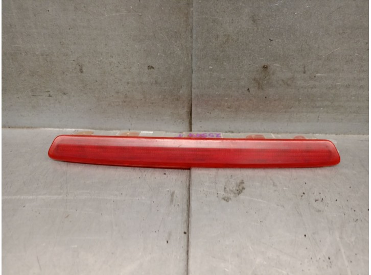 Recambio de luz central de freno para seat leon (1p1) 1.9 tdi referencia OEM IAM 6J4945097 6J0945097B 