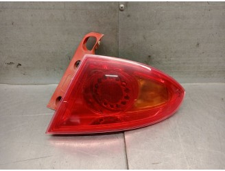 PILOTO TRASERO DERECHO 1P0945112D 1P0945112D 